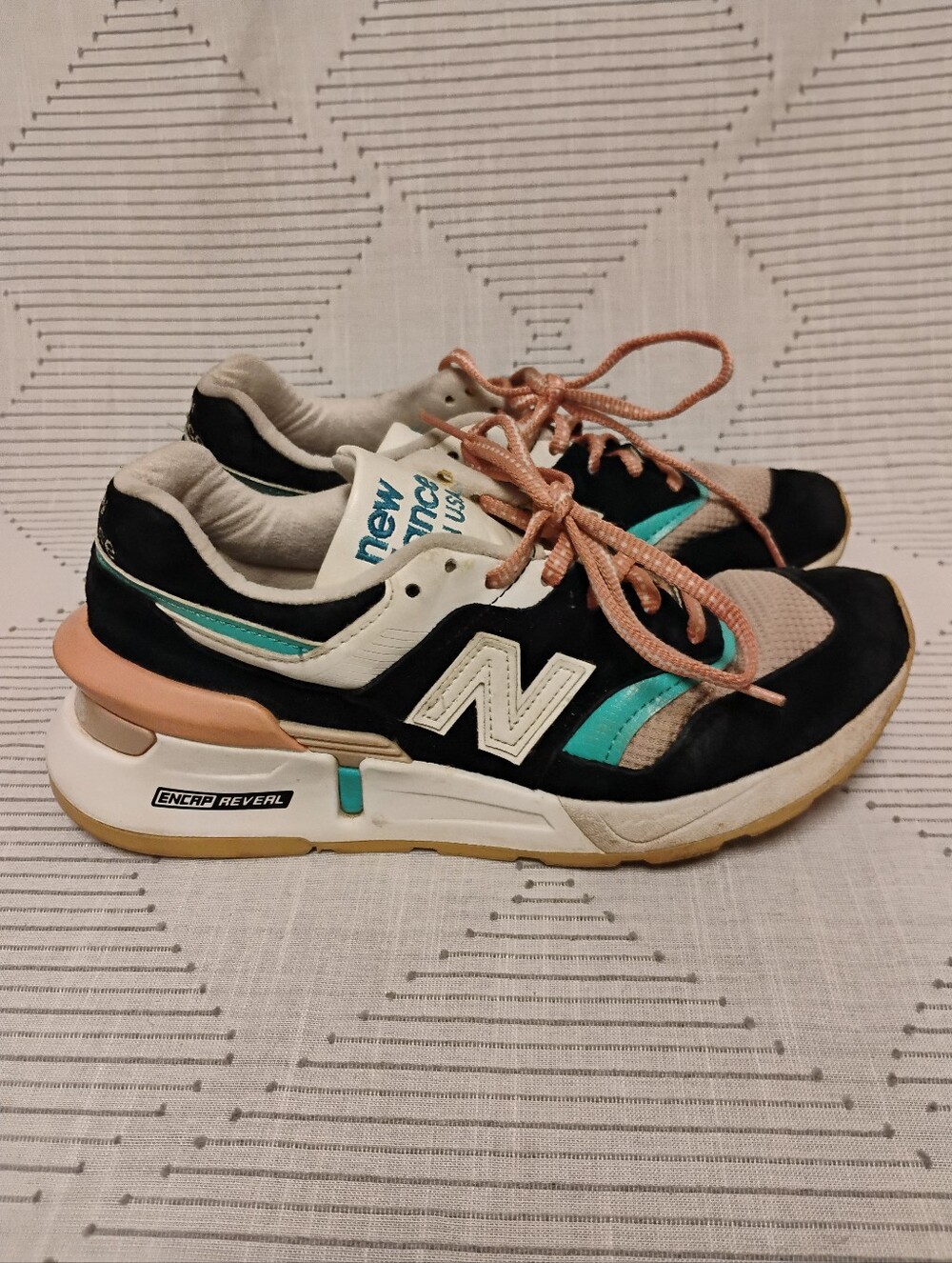 New Balance 997S International Women's Day Sneaker Rare W997IWD USA Size 6.5